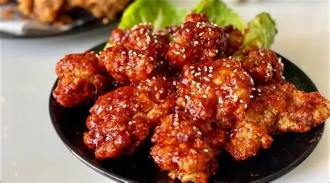 Gà rán giòn tan - Sốt cay đặc biệt